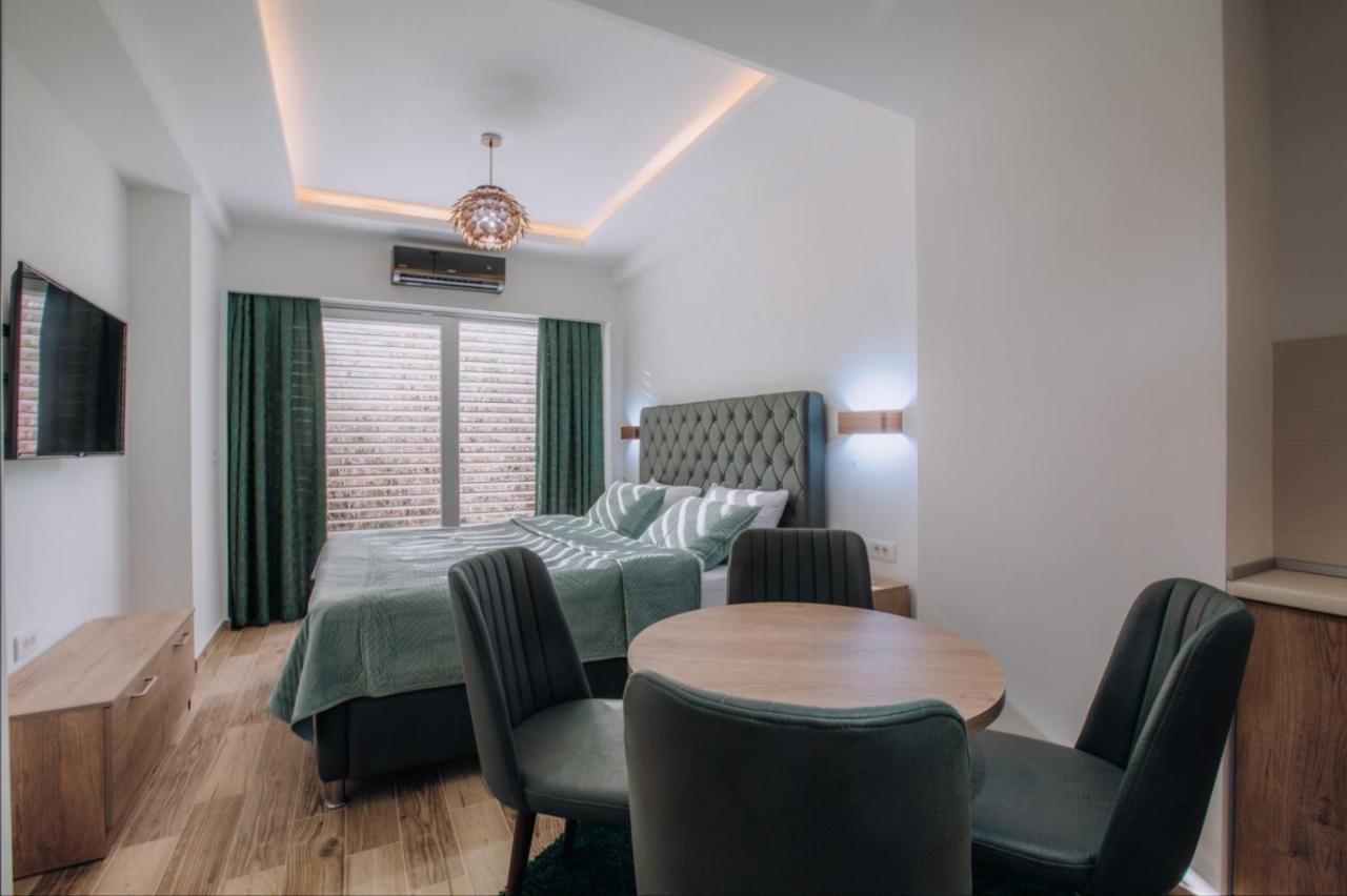 White Blue Ohrid - Luxury Apt, City Center, Private Parking, Balcony, Near Ohrid Lake Luaran gambar