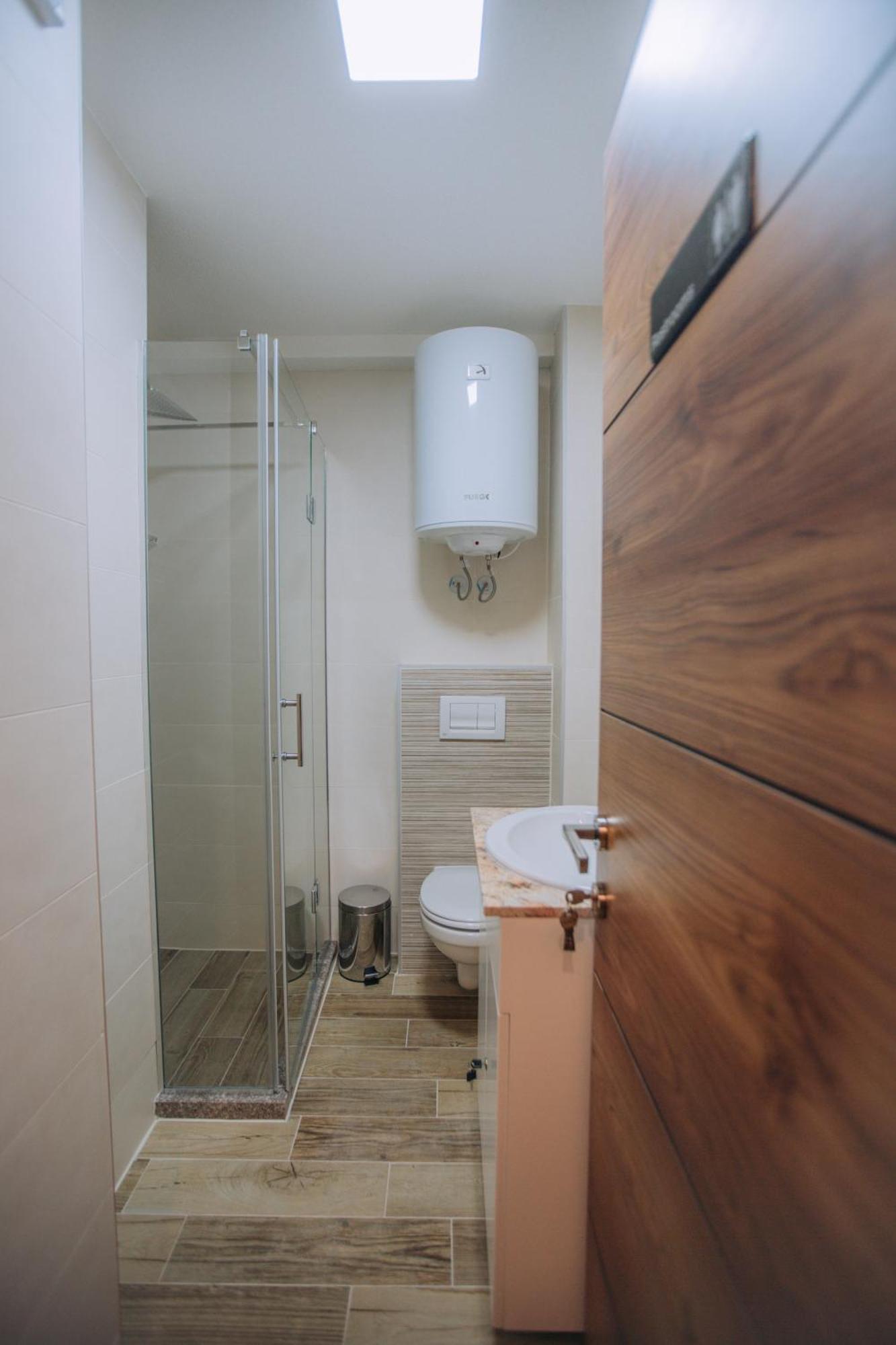 White Blue Ohrid - Luxury Apt, City Center, Private Parking, Balcony, Near Ohrid Lake Luaran gambar